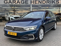 Volkswagen Passat Variant - 1.4 TSI PHEV GTE Business | Trekhaak 1.600kg | Matrix LED | Adaptive CC | Climate V+A | Na