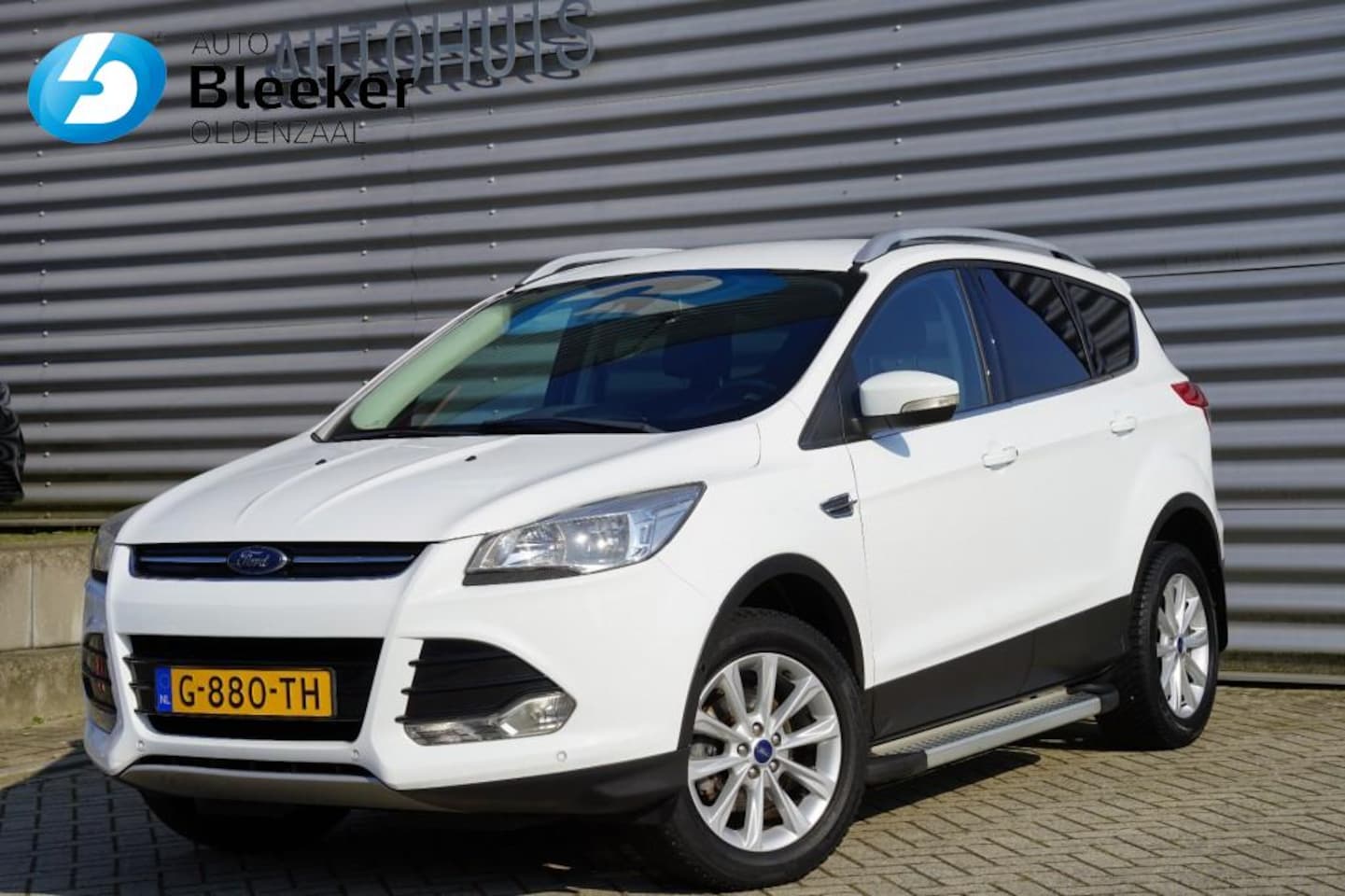 Ford Kuga - 1.5 Titanium 150pk Ecc Sync Navi PDC Parkassist - AutoWereld.nl