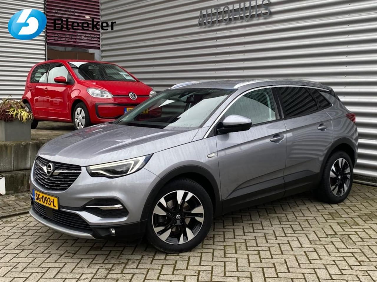 Opel Grandland - 1.2 Turbo Innovation Stoelvent. Camera Leder Climate - AutoWereld.nl