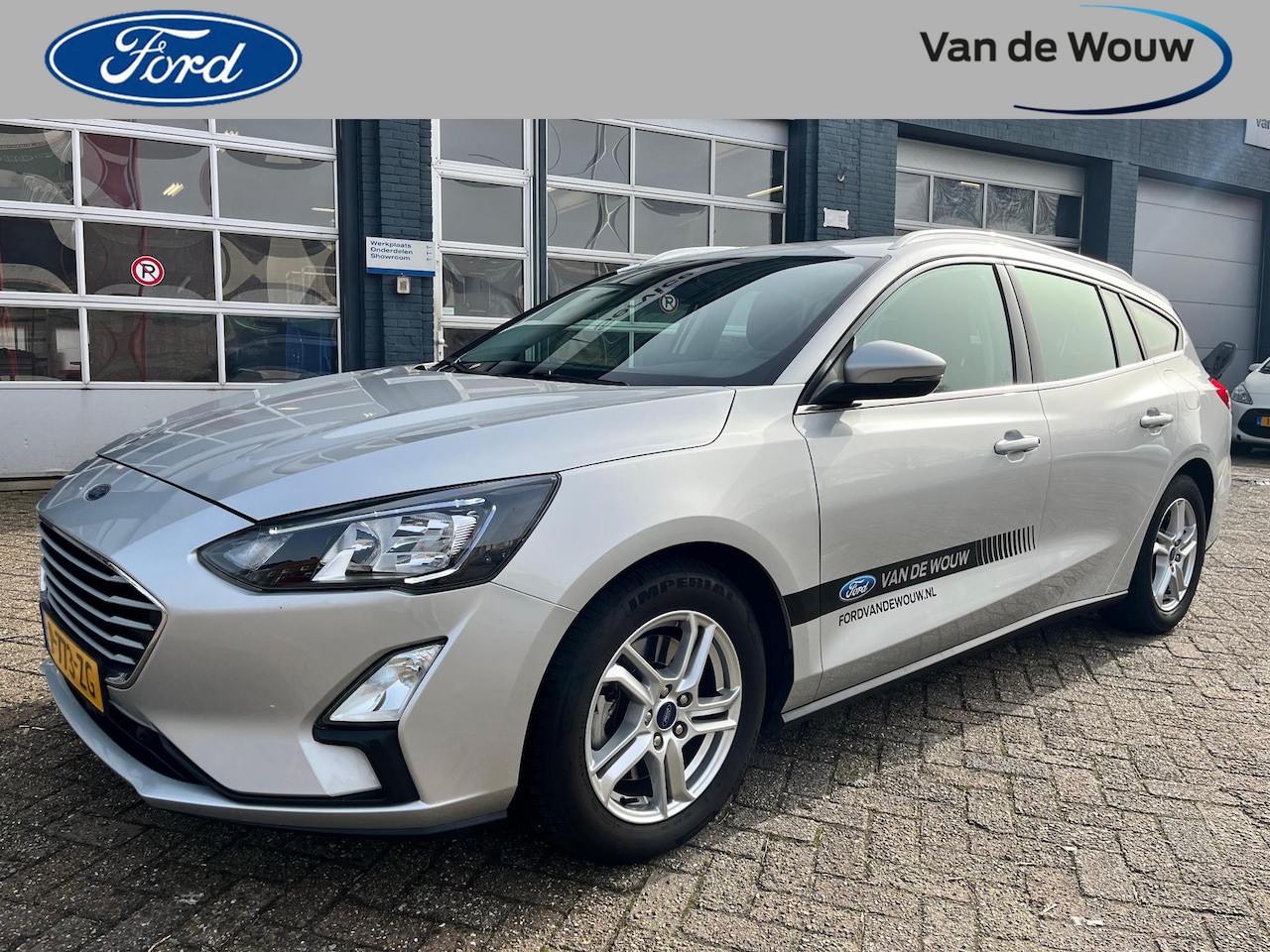 Ford Focus Wagon - 1.0 EcoBoost Trend Edition Business Camera-NAV-Winterpack - AutoWereld.nl