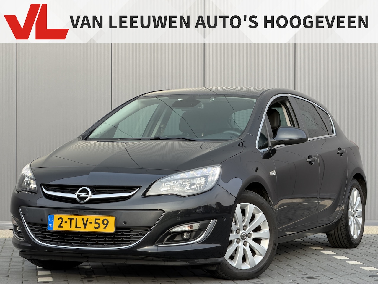Opel Astra - 1.6 Turbo Cosmo | Trekhaak | Leder | Stoelverwarming - AutoWereld.nl