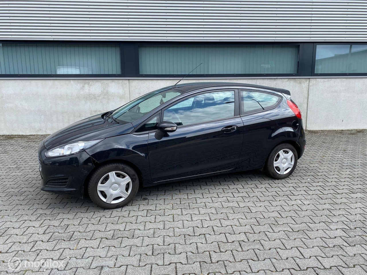 Ford Fiesta - 1.0 Titanium 3-DEURS AIRCO EURO 5 - AutoWereld.nl