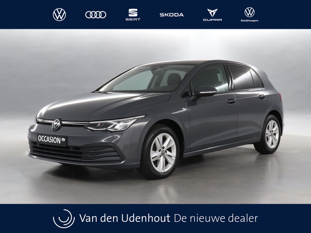 Volkswagen Golf - 1.0 eTSI 110pk Life DSG / Navigatie / Stoel+Stuurverwarming / Parkeersensoren - AutoWereld.nl