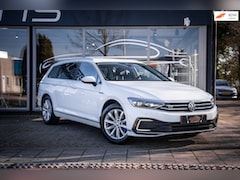Volkswagen Passat Variant - 1.4 TSI PHEV GTE Business|Trekh|ACC|Stoel/Stuurverwarming|Carplay|Cam|Standkachel|Hold|3 Z