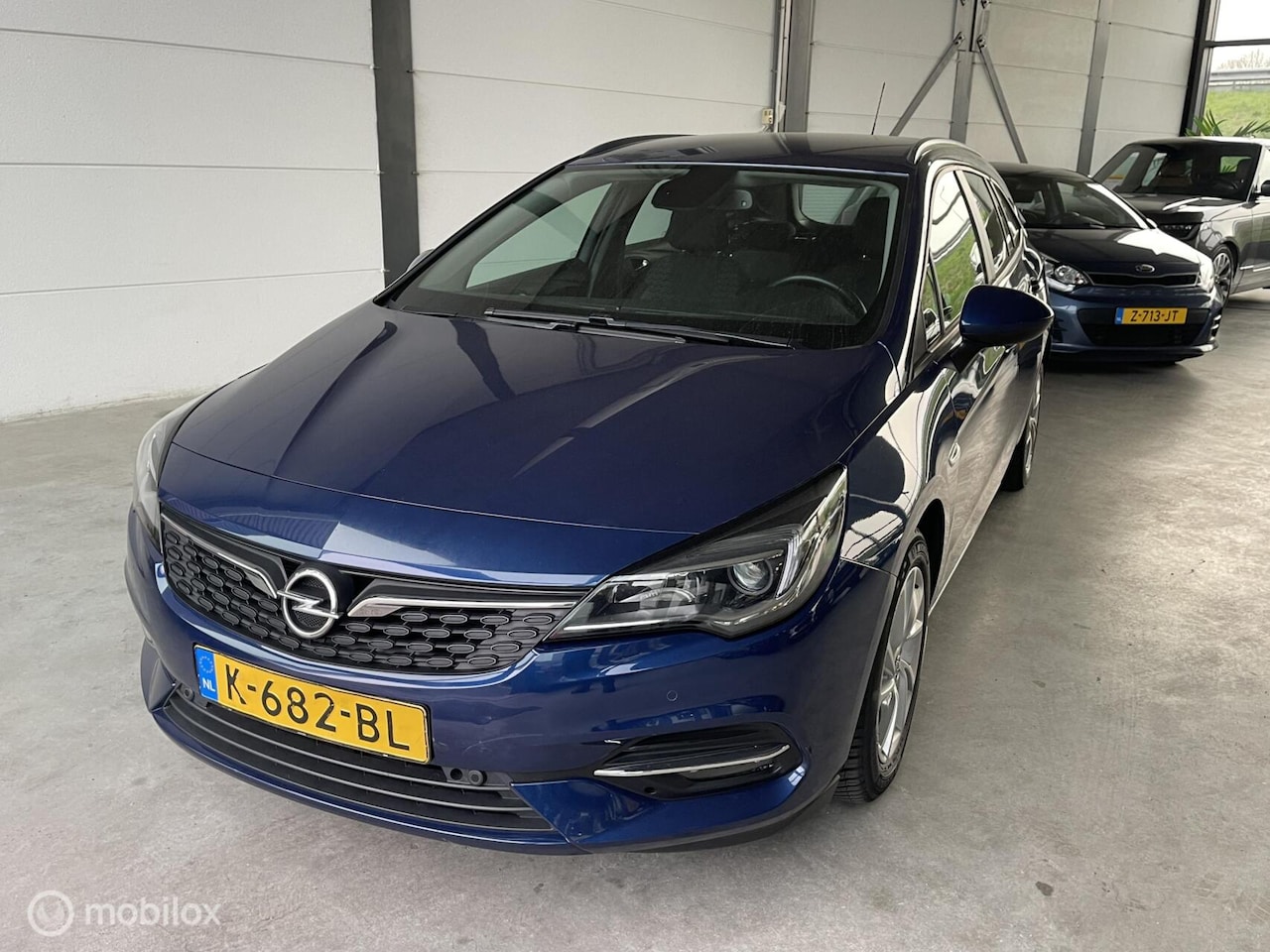 Opel Astra Sports Tourer - 1.2 Business Elegance 1.2 Business Elegance - AutoWereld.nl