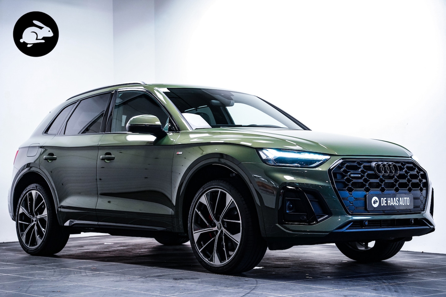 Audi Q5 - 55 TFSI e S-Line|Groen Zwart|21 inch|Camera|Acc - AutoWereld.nl