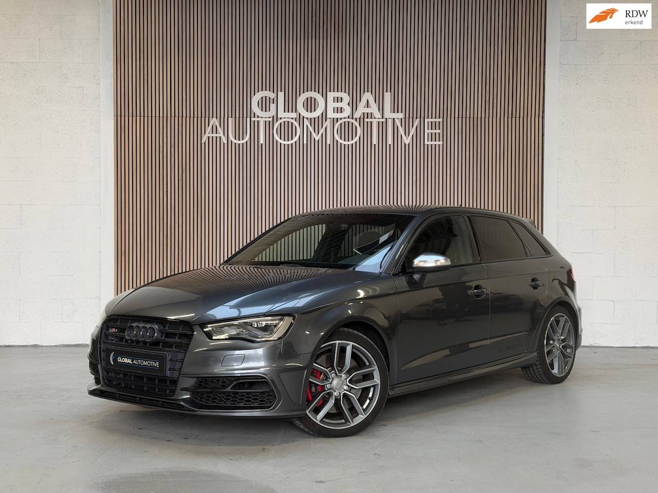 Audi S3 - Sportback 2.0 TFSI S3 QUATTRO 300 PK - AUTOMAAT - BANG & OLUFSEN AUDIO - 18'' - AutoWereld.nl