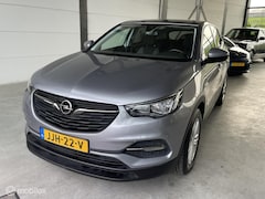 Opel Grandland X - 1.2 Turbo Edition