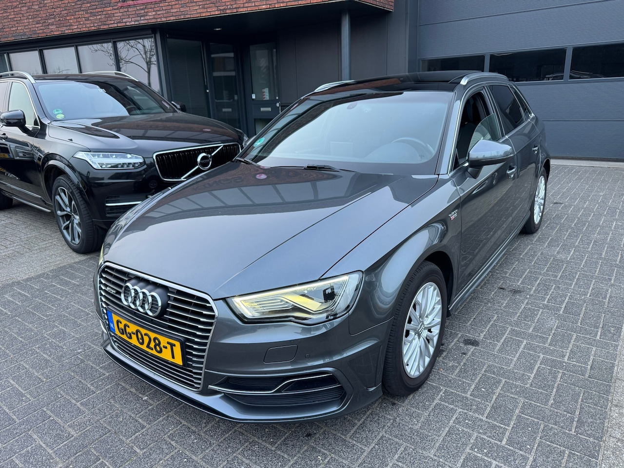 Audi A3 Sportback - 1.4 e-tron 2X S LINE PANO B&O CRUISE LED SPORTSTOELEN ORIG NL NAP - AutoWereld.nl