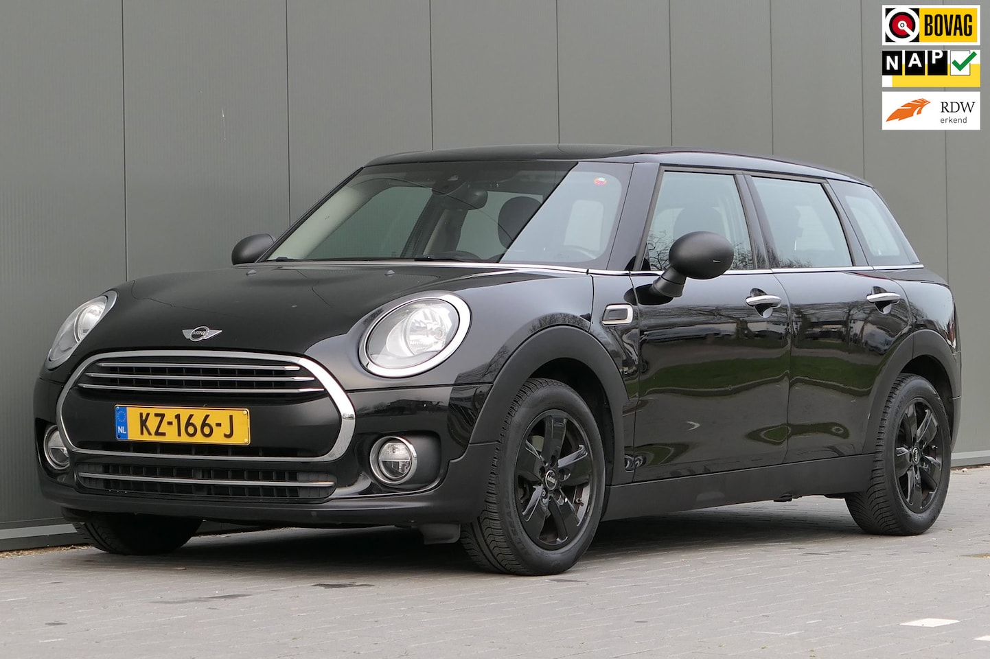 MINI Clubman - Mini 1.5 One Salt Business NAP Navigatie Cruise - AutoWereld.nl