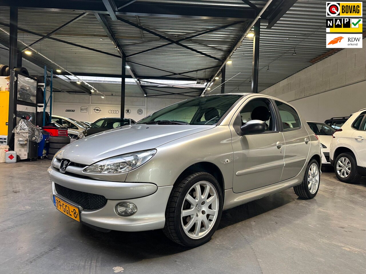 Peugeot 206 - 1.4 Forever/Airco/Apk nieuw bij aflevering - AutoWereld.nl