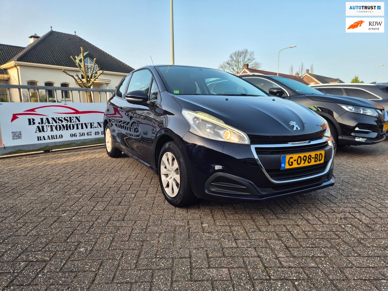 Peugeot 208 - 1.0 Carplay/Android auto l voorzien van nieuwe motor - AutoWereld.nl