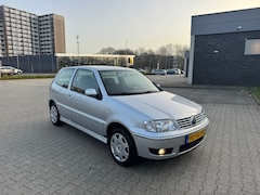 Volkswagen Polo - 1.4 Trendline