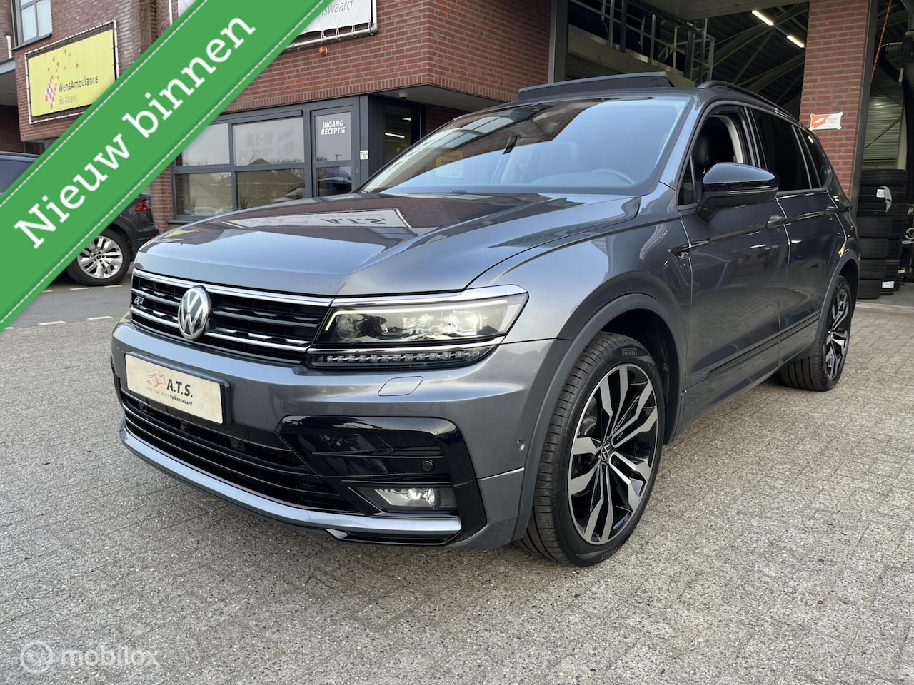 Volkswagen Tiguan Allspace - 7P 1.5 TSI R-LINE*PANO-DAK*CAMERA* - AutoWereld.nl