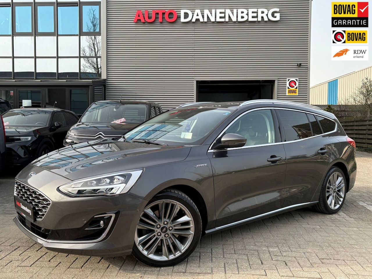 Ford Focus Wagon - 1.5 EcoBoost Vignale BOM-VOL-OPTIES! GARANTIE AUTOMAAT,LEDER - AutoWereld.nl