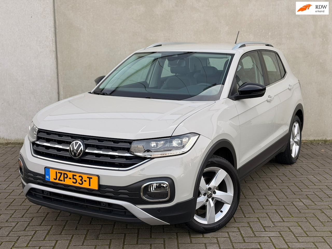 Volkswagen T-Cross - 1.0 TSI Style LED 17'' Stoelverw CarPlay - AutoWereld.nl