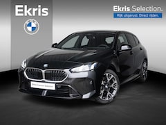 BMW 1-serie - 120 | M Sportpakket | Premium Pack | Stuurwielrand verwarmd | Comfort Access | Achteruitri