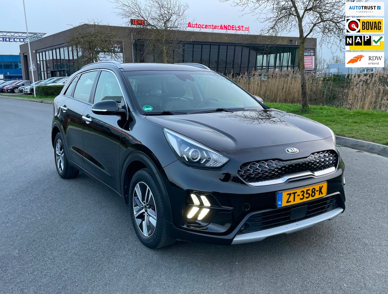Kia Niro - 1.6 GDi Hybrid DynamicLine 1.6 GDi Hybrid DynamicLine, Aut, Trekhaak, Acc, Cam, Pdc, Navi, Carplay, Lmv, 1e eig afk, - AutoWereld.nl