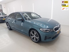 BMW 3-serie - 330e eDrive NL/1EIG/ Edition Sport+Led+Volleder+stoel-verw+camera+19"Lmvbreed-navigatie= S
