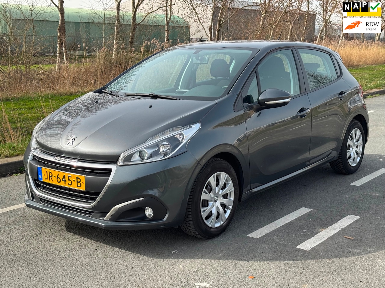 Peugeot 208 - 1.2 PureTech Blue Lion / AIRCO / NAVI / NAP - AutoWereld.nl