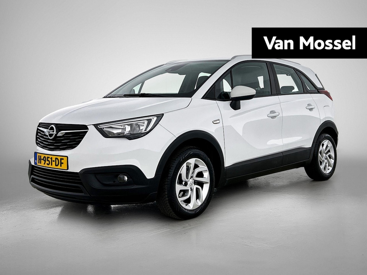 Opel Crossland X - 1.2 Turbo Edition | Navigatie | Stoelverwarming | Trekhaak | Parkeersensoren - AutoWereld.nl
