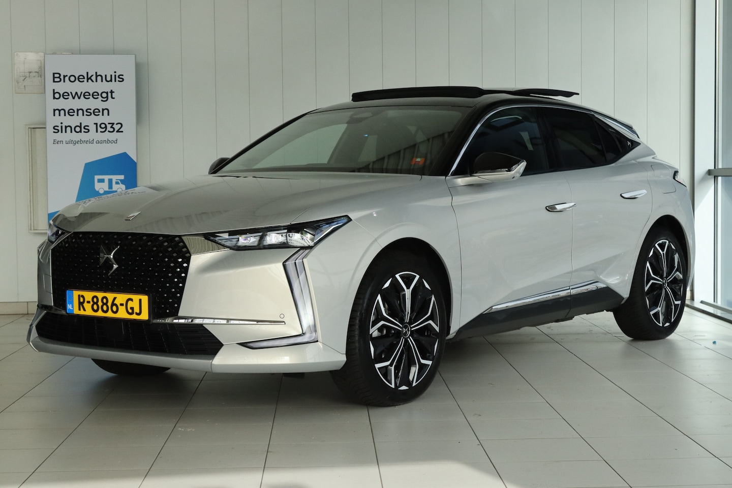 DS 4 - E-Tense Rivoli | Adapt. Cruise | Nightvision | Stoelventilatie | Massage | Focal Electra | - AutoWereld.nl