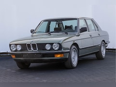 BMW 5-serie - 518i 77kw | zeer nette staat | historie aanwezig