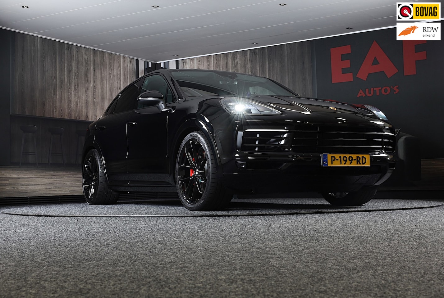 Porsche Cayenne Coupé - 3.0 E-Hybrid / Cc / Sport Chrono / Leder / F1 / Panoramadak / Memory / Camera / Trekhaak / - AutoWereld.nl