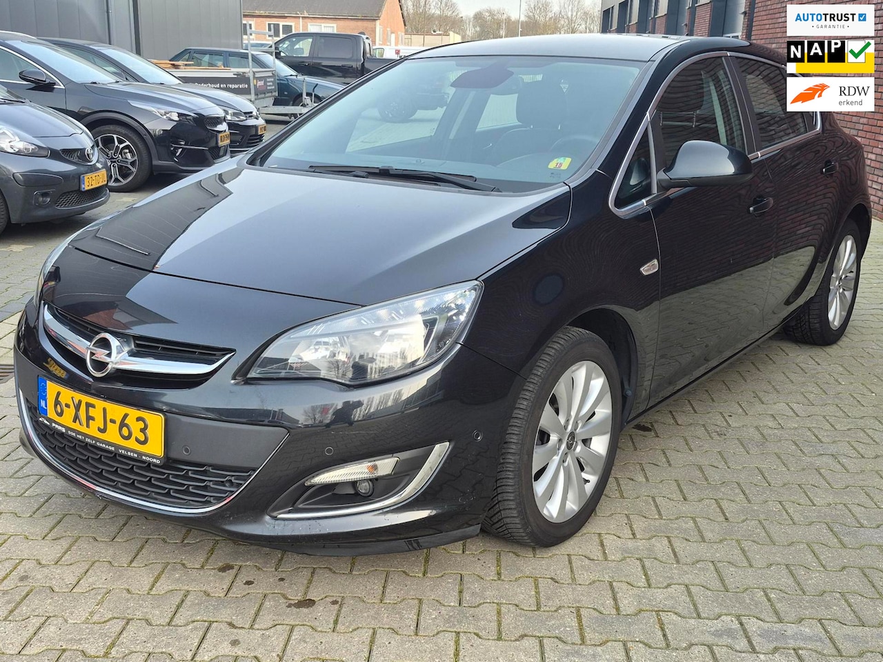 Opel Astra - 1.4 Turbo Cosmo navi / led/trekhaak/ garantie - AutoWereld.nl