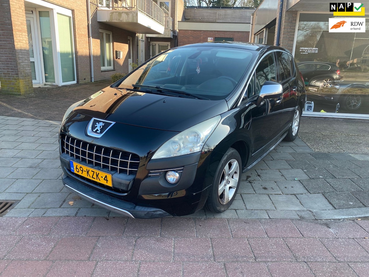 Peugeot 3008 - 1.6 THP ST panoramadak cruise lm velgen navi rijd perfect 206004 km - AutoWereld.nl