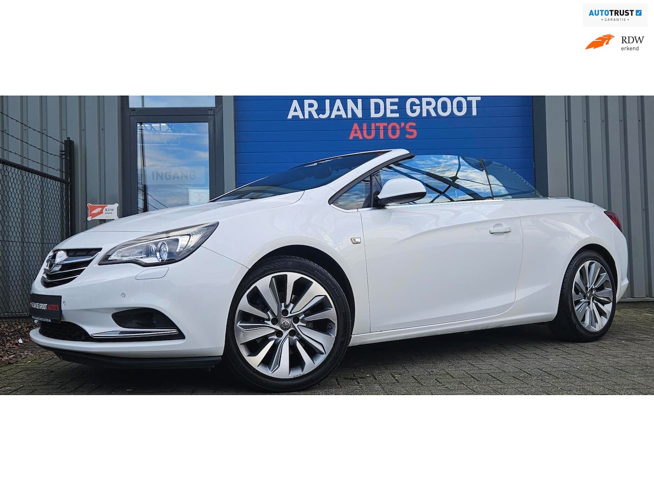 Opel Cascada - 1.4T 120PK Clima Navi Xenon Camera 19" Dealer Onderhouden - AutoWereld.nl