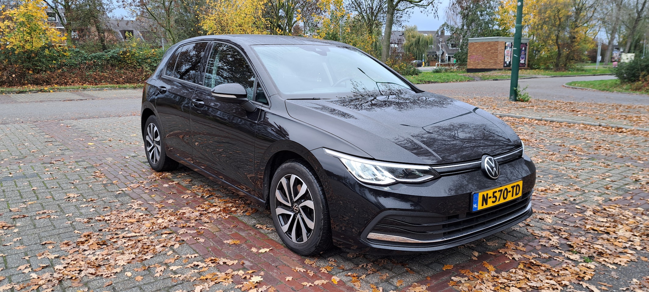 Volkswagen Golf - 2.0 TDI R-Line Business+ Volledig dealer onderhouden - AutoWereld.nl