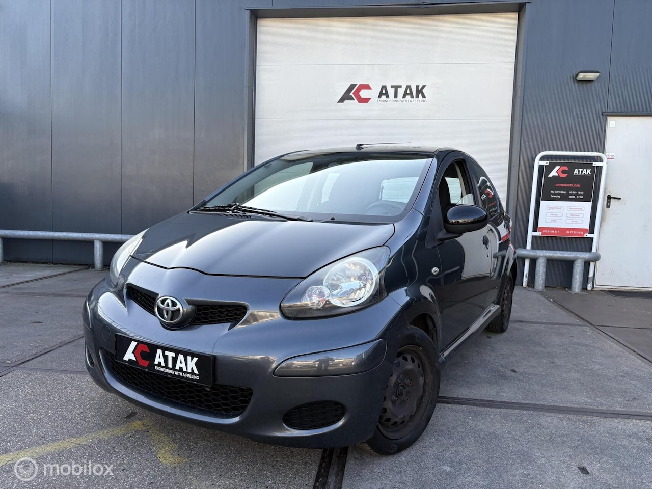 Toyota Aygo - 1.0-12V Comfort Navigator 1.0-12V Comfort Navigator - AutoWereld.nl