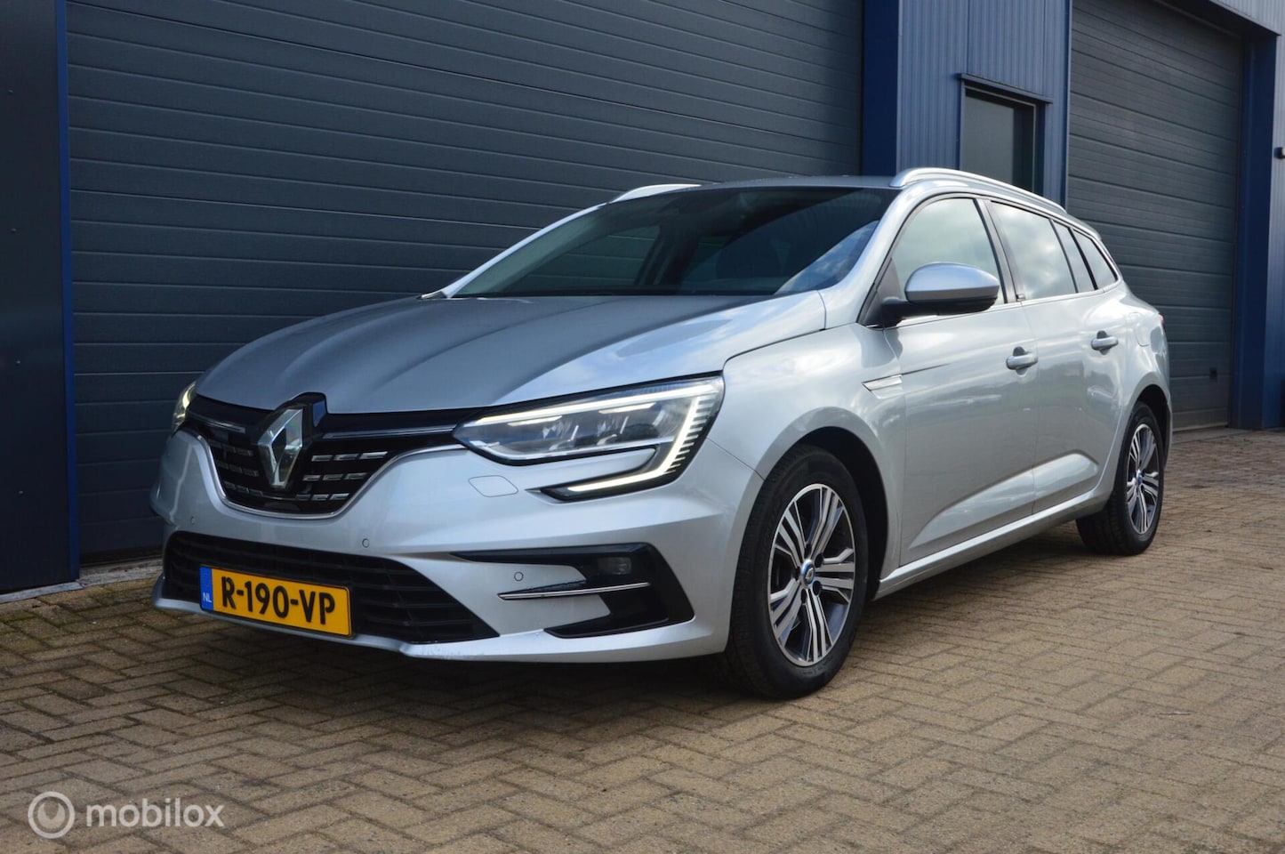 Renault Mégane E-Tech - Estate 1.6 Plug-In Hybrid 160pk. Trekhaak - AutoWereld.nl