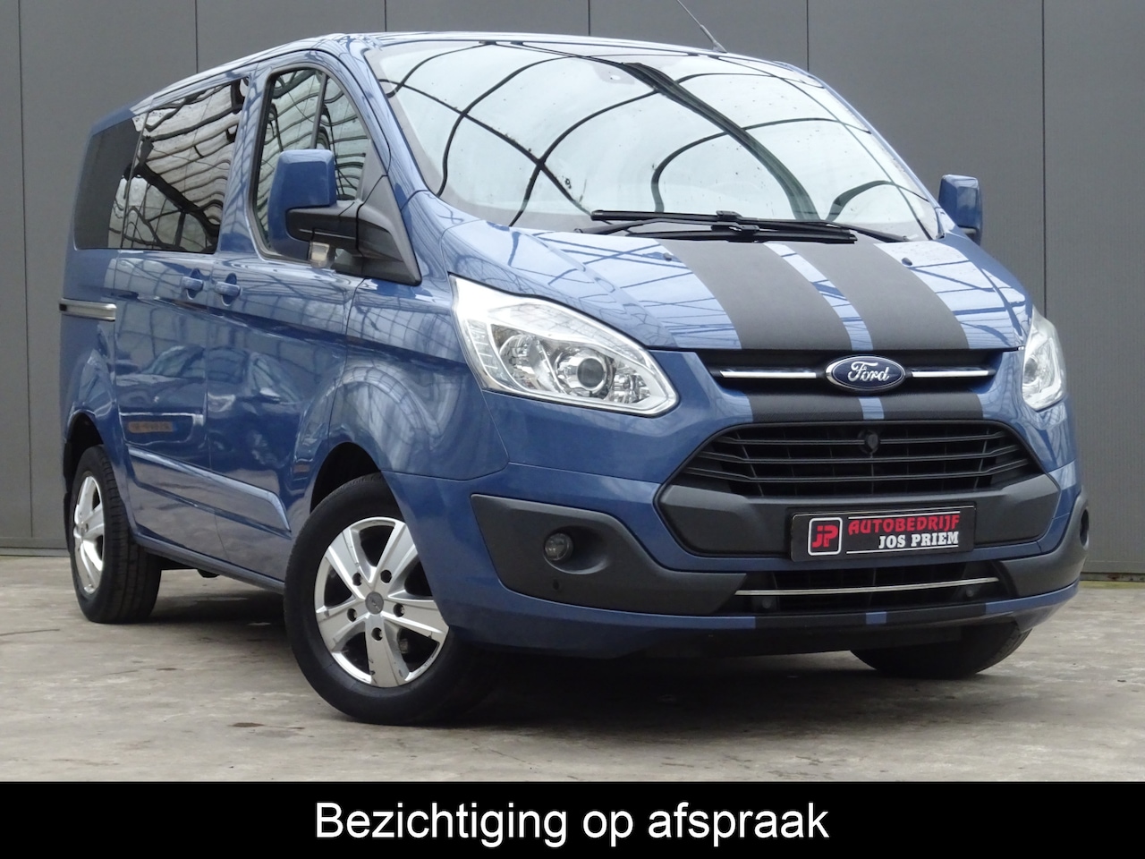 Ford Transit Custom - 290 2.0 TDCI L1H1 Limited DC * 5 PERS. * 2x SCHUIFDEUR !! - AutoWereld.nl