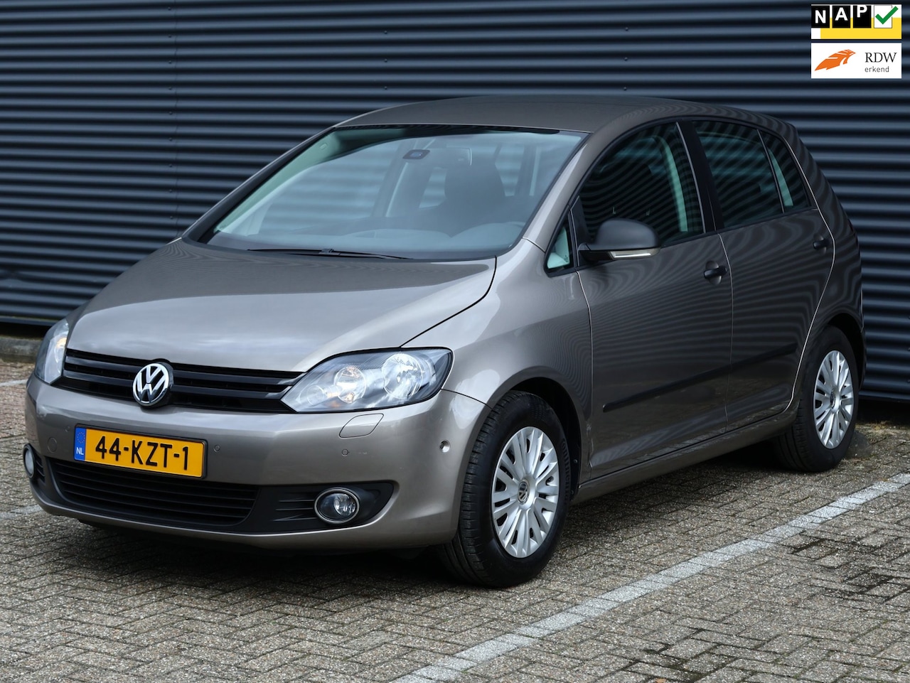 Volkswagen Golf Plus - 1.4 TSI|Autopark|Carplay|Camera|Trekhaak|Cruise|Dealer Onderhouden - AutoWereld.nl
