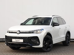 Volkswagen Tiguan - R-Line-Edition 1.5 eHybrid 204 pk | Black style | 360 camera | LED Matrix | Trekhaak |