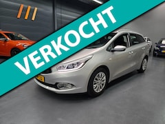 Kia Cee'd Sportswagon - 1.6 GDI ComfortLine NAVI BLUETOOTH NAP NL AUTO
