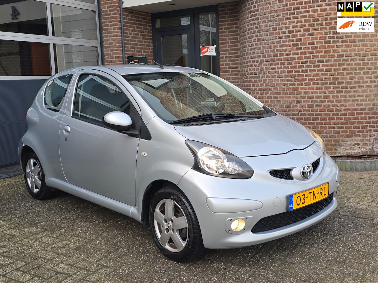 Toyota Aygo - 1.0-12V Sport Automaat |Nap |Airco |Apk 03-2027 - AutoWereld.nl