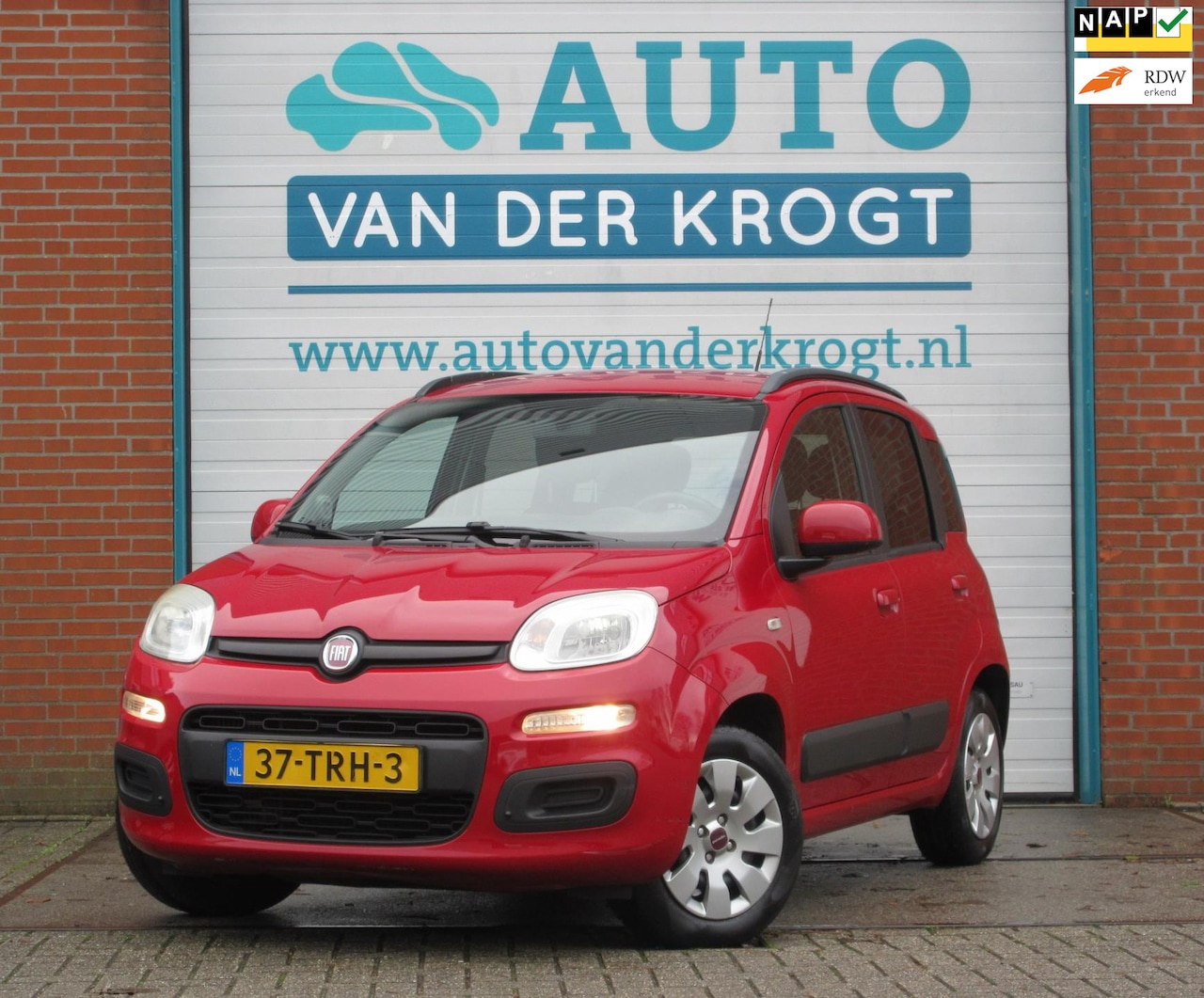 Fiat Panda - 0.9 TwinAir Lounge 0.9 TwinAir Lounge, Airco, APK 12-26 ! Rijklaar! - AutoWereld.nl