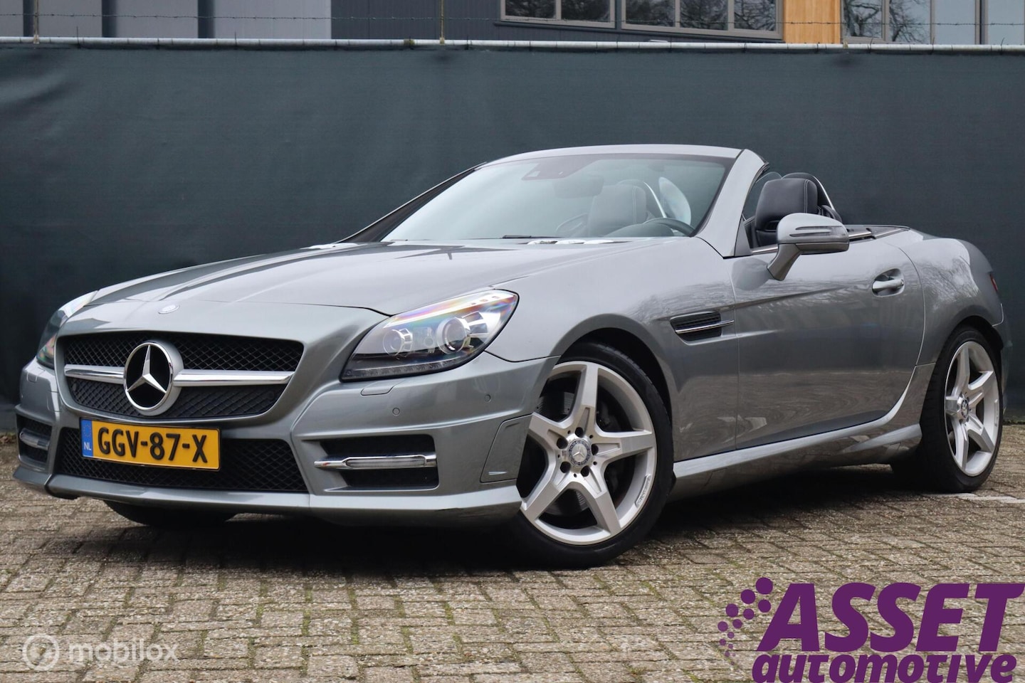 MERCEDES-BENZ SLK 200
