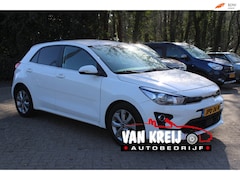 Kia Rio - 1.0 T-GDi MHEV DynamicPlusLine< Andriod, apple, Clima, Cruise
