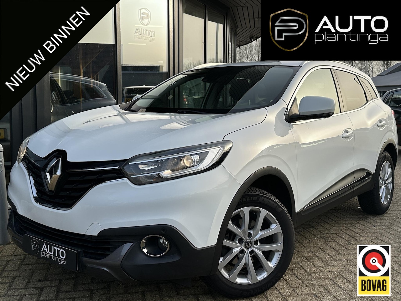Renault Kadjar - 1.2 TCe Intens 131PK | ZEER NETTE STAAT | NL AUTO | Trekhaak | Onderhoudshistorie | Parkee - AutoWereld.nl