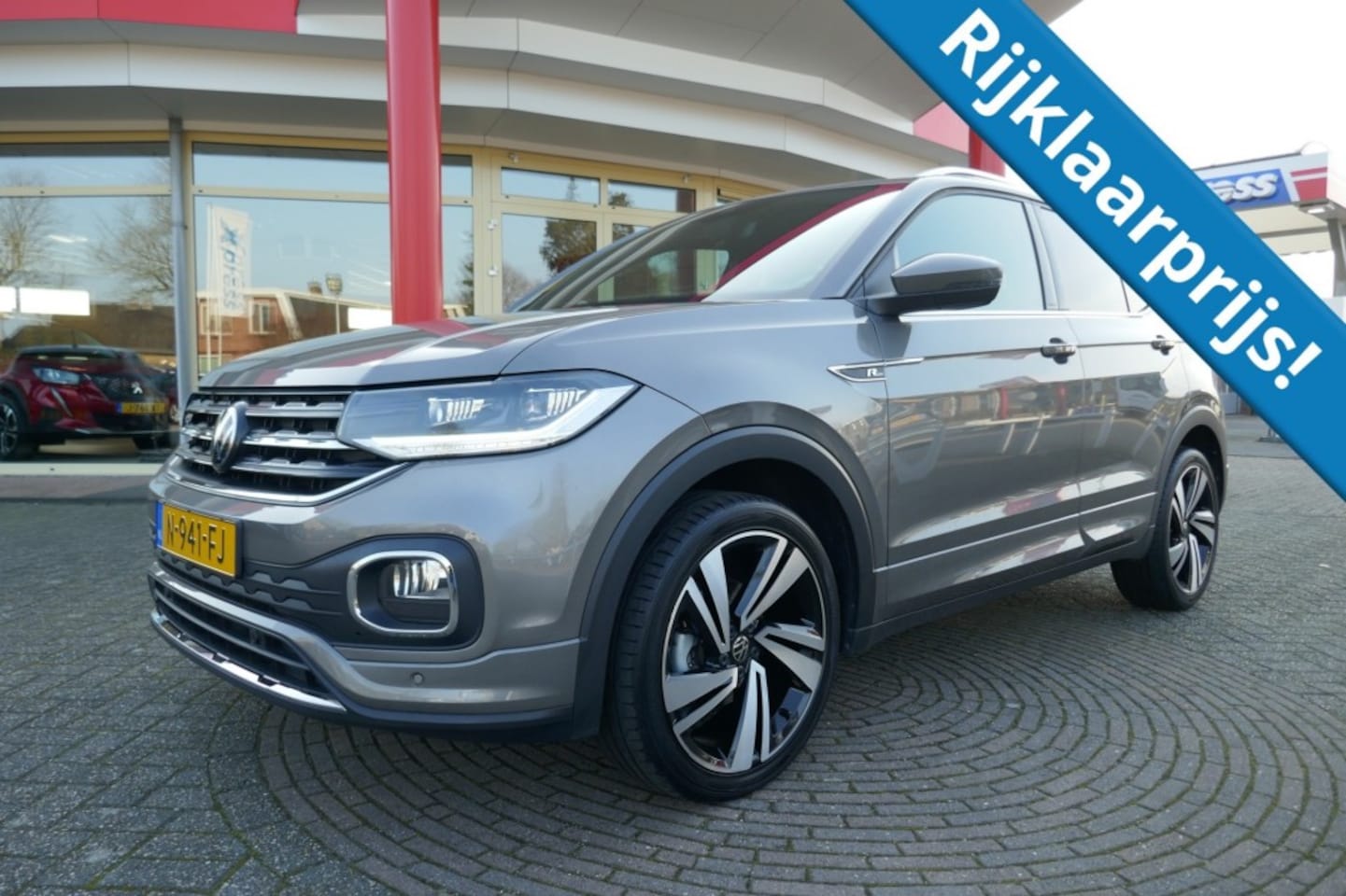 Volkswagen T-Cross - 1.0 TSI R-LINE  VIRTUAL COCKPIT/PARKEERHULP V+A/CAMERA/ 2X R-LINE - AutoWereld.nl