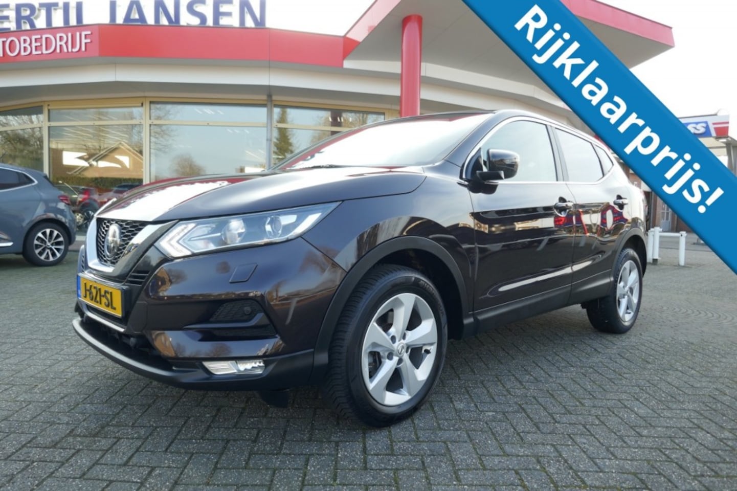 Nissan Qashqai - 1.2 BUSINESS EDITION CAMERA/NAVIGATIE/TREKHAAK - AutoWereld.nl