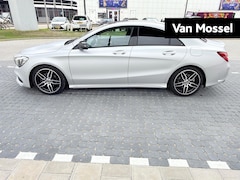 Mercedes-Benz CLA-Klasse - 180 Business Solution AMG | Panoramadak | Navigatie |
