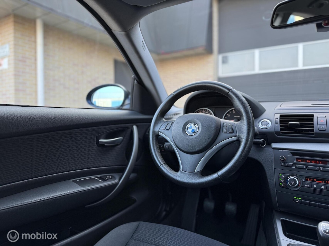 BMW 1-serie - 118 High Executive|Xenon|Sport|Cruis|New Ketting - AutoWereld.nl