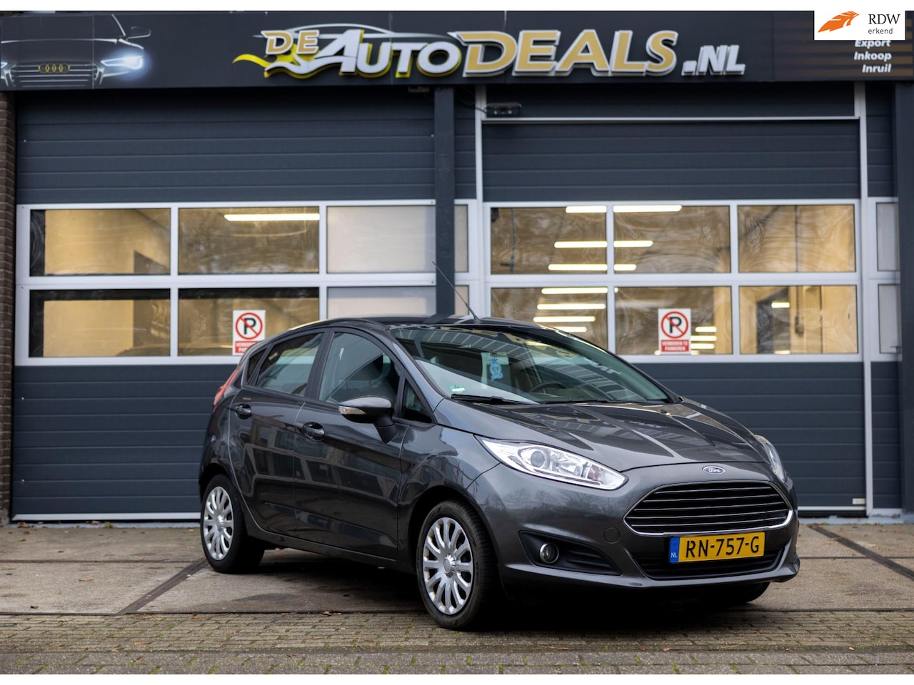 Ford Fiesta - 1.0 White Edition AIRCO - AutoWereld.nl