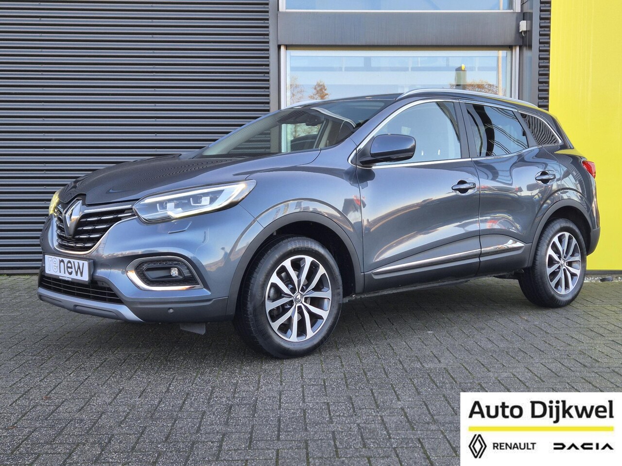 Renault Kadjar - 1.3 TCe 140 Intens Camera, Stoel/Stuur/Voorruit verwarming, Navigatie, LED, Apple/Android - AutoWereld.nl