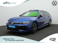 Volkswagen Passat Variant - 1.5 eHybrid 272 pk R-Line | Panoramadak | Trekhaak | Adaptief onderstel | Head-up display